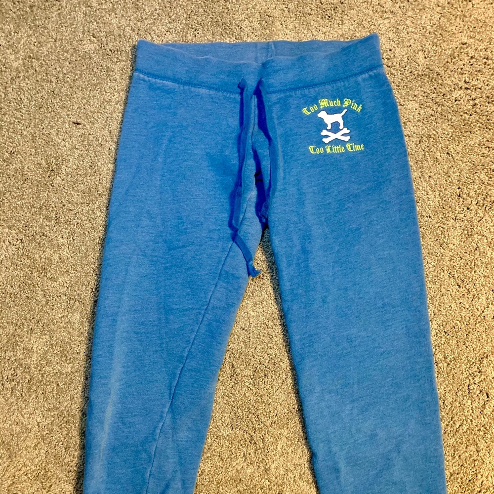 VS Pink Crop Sweats